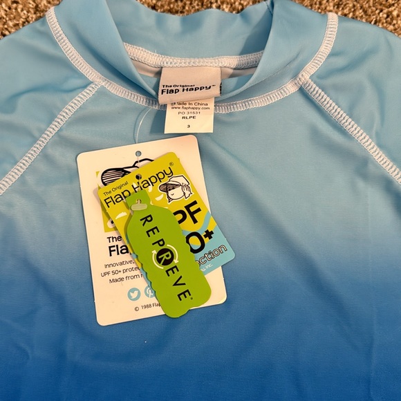 NWT Flap Happy UPF 50+ Rash guard size 3 - Picture 2 of 3